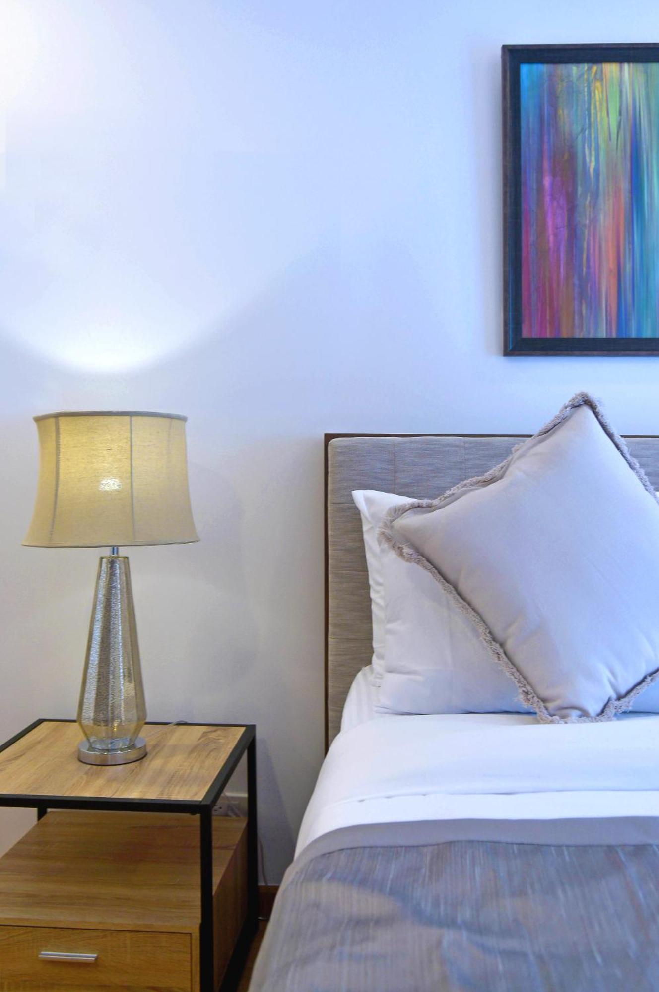 Milano Versace Suites Makati City Buitenkant foto